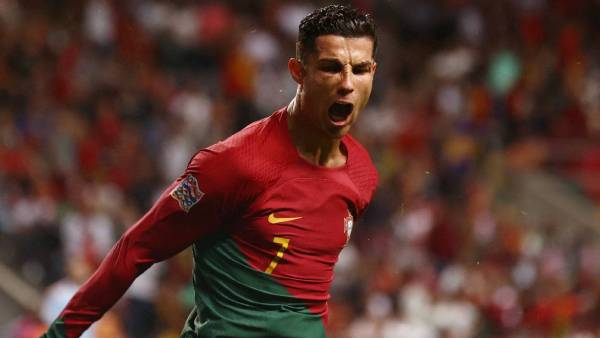 Cristiano Ronaldo has been supported to play 2026 World Cup by Portugal team partner Bruno Fernandes. (Reuters)