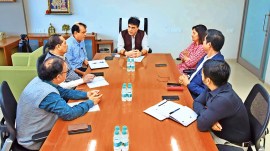 smartphone usage by children, reduce smartphone usage by children, gujarat government, Praful Pansheriya, Ahmedabad news, Gujarat news, India news, Indian express, current affairs