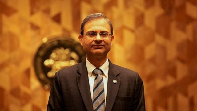 RBI Governor Sanjay Malhotra flags rise in digital frauds