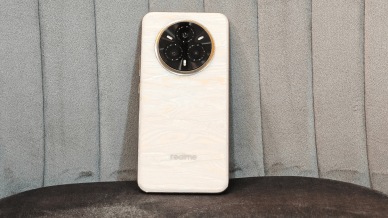 Realme 14 Pro Plus is available in three colourways.