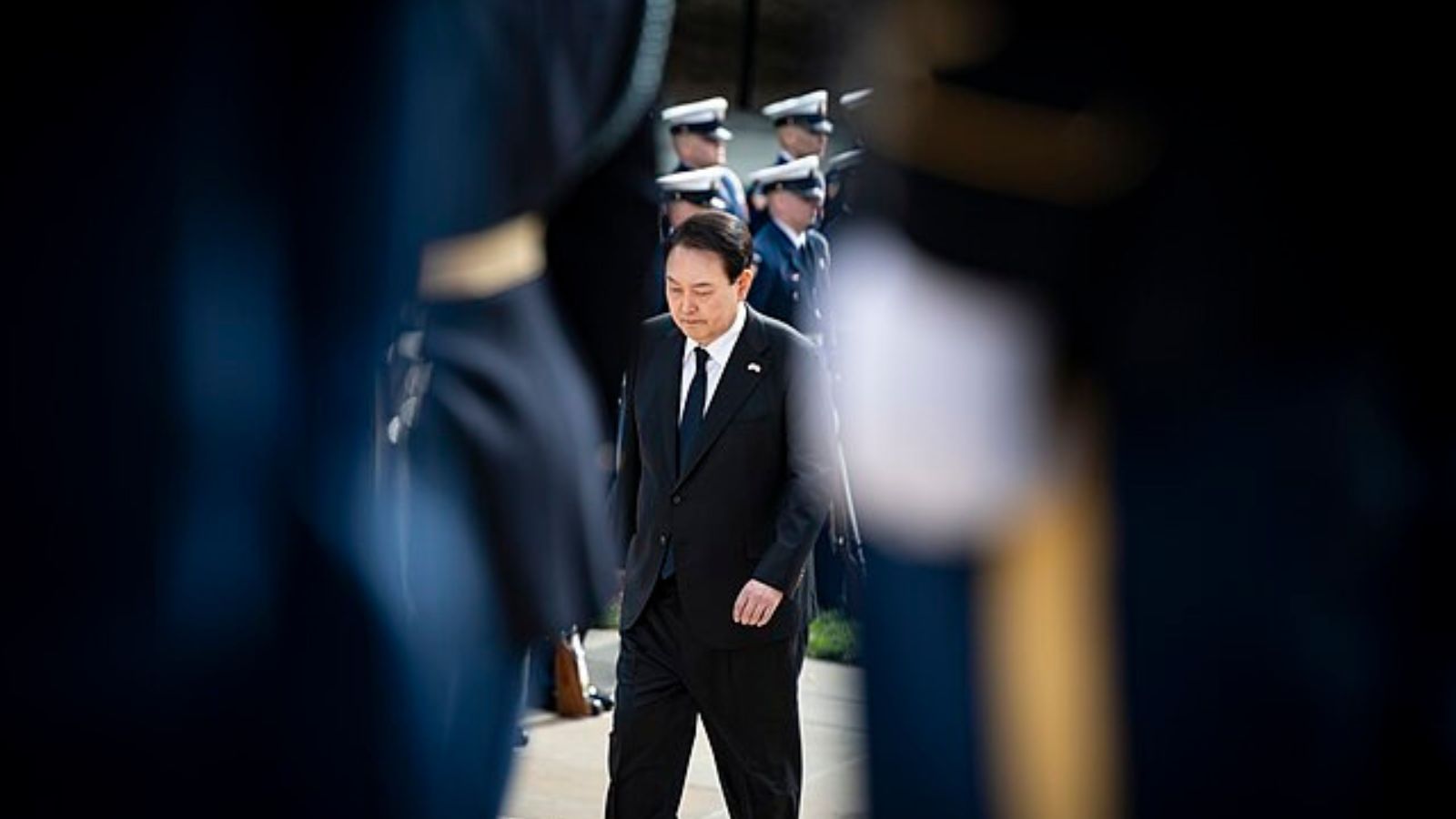 South Korea’s impeached president Yoon arrested over martial law declaration | World News South Korea’s impeached president Yoon arrested over martial law declaration | World News