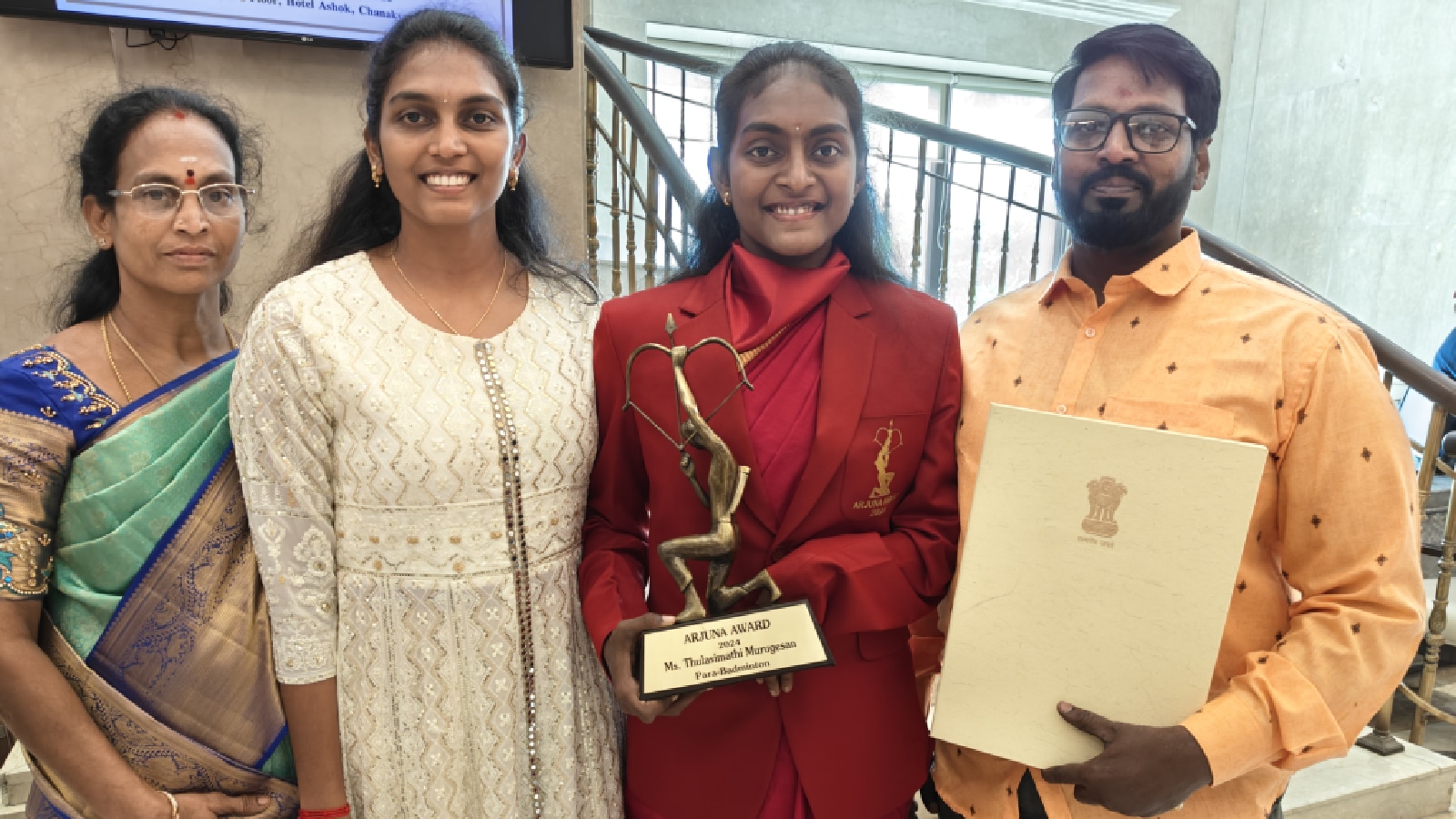 Thulasimathi Murugesan with her sister Kiruttigha, father Murugesan and mother Viji. (Express Photo/Nihal Koshie) 