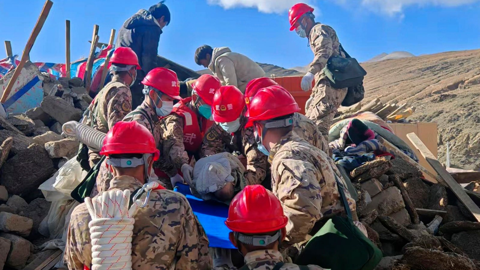 Tents arrive for survivors of earthquake in highaltitude Tibet that