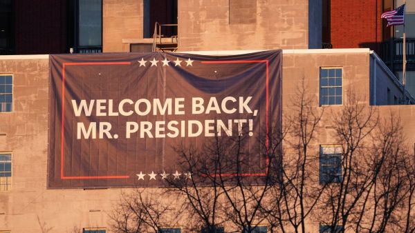Trump Reagan