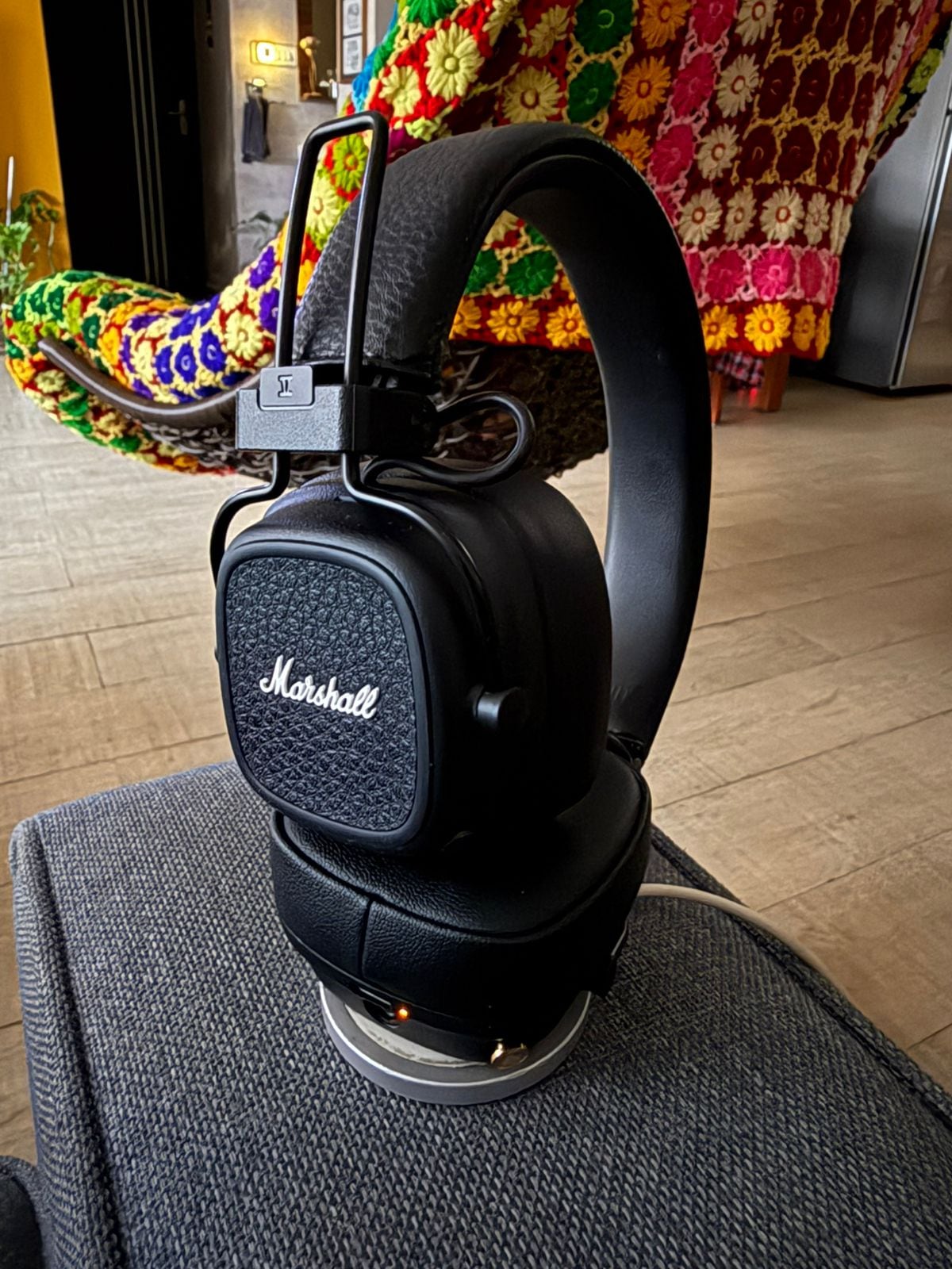 The Marshall Major V are perfect for wearing for long hours. 