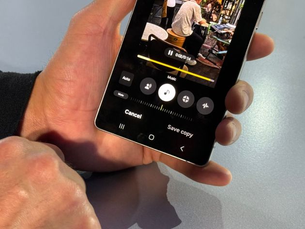 The Galaxy S25 series packs several new and useful AI powered features.
