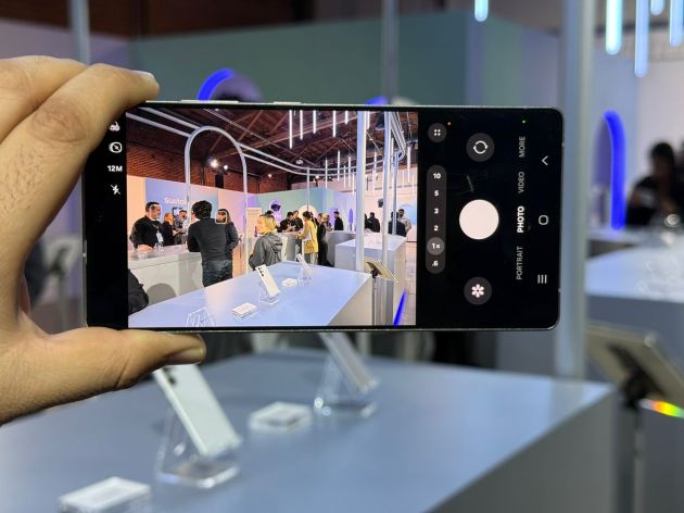 The Galaxy S25 series packs several new and useful AI powered features.