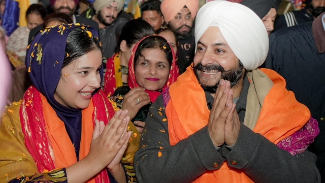 Chief Minister Mann’s woman  Dr Gurpreet Kaur is besides  actively campaigning successful  the nationalist  superior  and regular  posts pictures of her outreach connected  the societal  media.