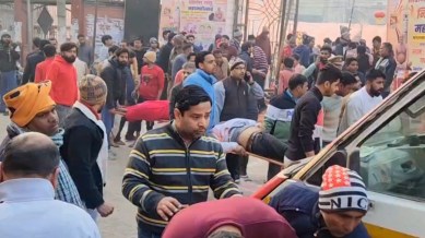 baghpat stage collapse
