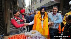 Majinder Singh Sirsa during his door-to-door campaign, at Rajouri Garden constituency ahead of Delhi Assembly polls