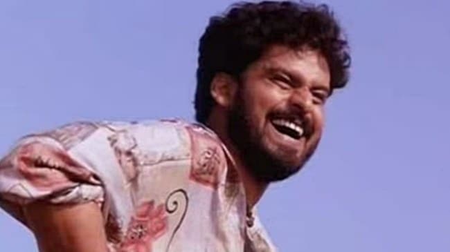 Manoj Bajpayee in Ram Gopal Verma's 1998 Bollywood film Satya.