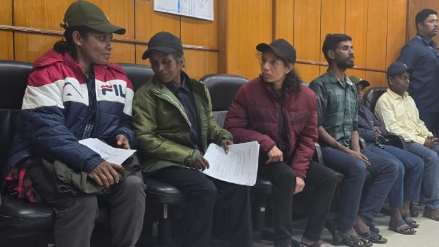 (From left) Latha Mundagaru, Vanajakshi, Sundari Kuthluru, Vasanth Arcot, Jisha and Jayanna Aroli.