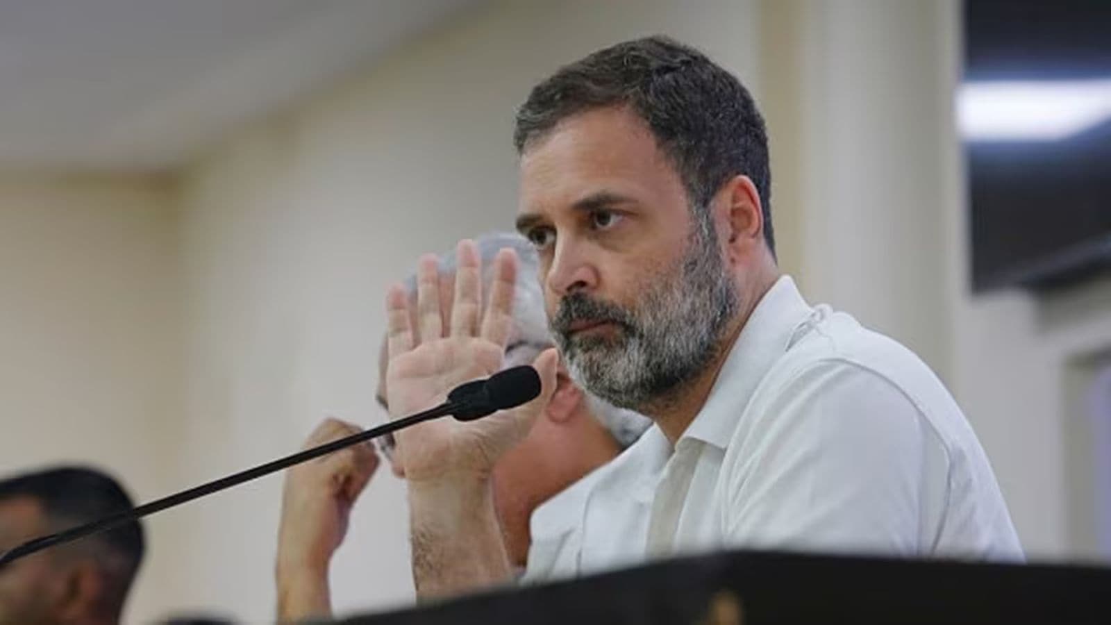 Supreme Court halts defamation case against Rahul Gandhi