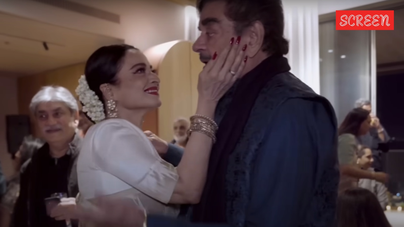 Rekha touches Shatrughan Sinha’s feet as Sonakshi hosts birthday bash for him, husband Zaheer; brothers Luv-Kush give it a miss