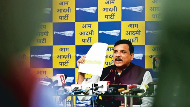 Sheesh Mahal, narendra Modi, Delhi election, CM house, BJP, arvind Kejriwal, AAP, AAP Chief, APada, Delhi assembly elections 2025, Viksit Bharat, housing for the poor