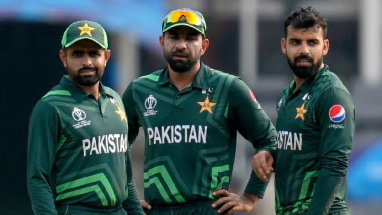 Shadab Khan opens up on Pakistan cricketers texting f…