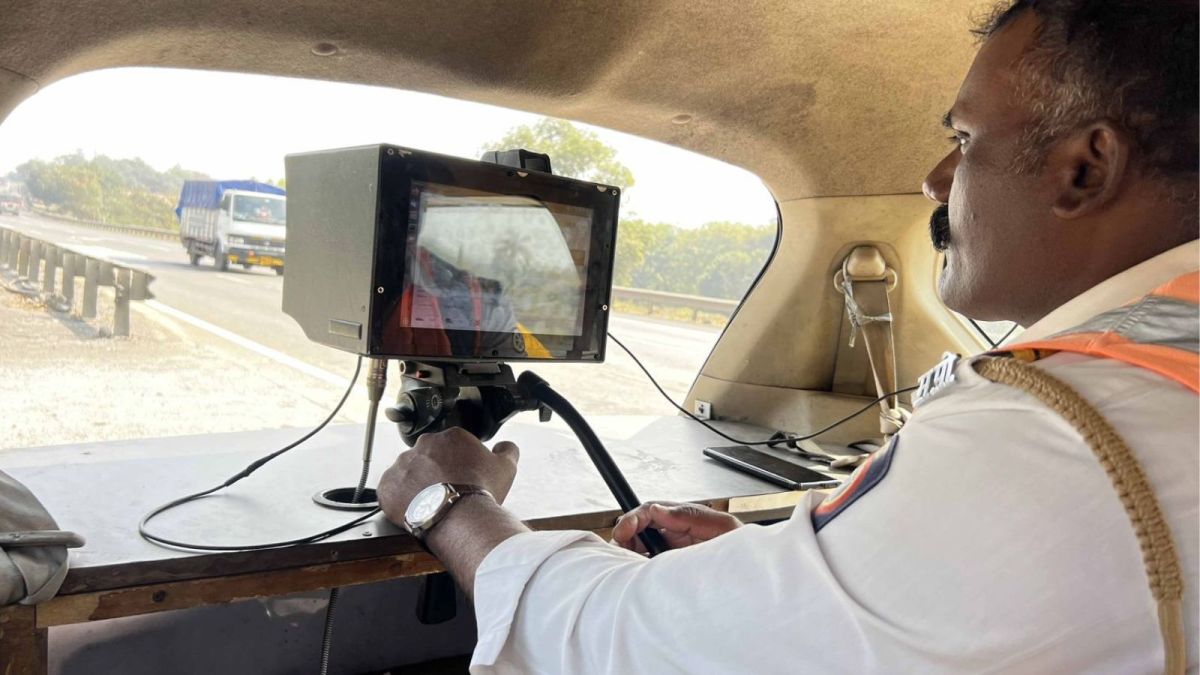 Pune Mumbai expressway, Maharashtra State Highway Police