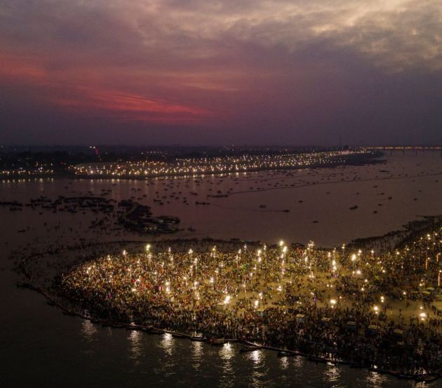 The Mela attracted devotees from various parts of India, including West Bengal, Karnataka, Bihar, Delhi, Rajasthan, and Madhya Pradesh, along with visitors from Nepal.