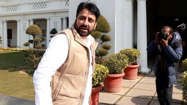 Amanatullah Khan Delhi police