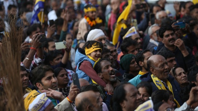 Last day, last show: What voters predict