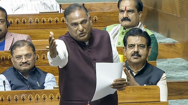 BJP praises Budget, slams AAP on housing in Delhi; Prasad targets Sonia remark on Murmu