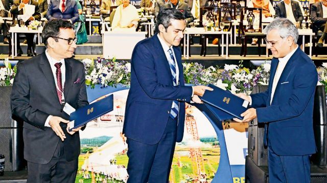 Mamata Banerjee, Bengal Business Summit, bgbs, Bengal Global Business Summit, MoU with Amazon, Amazon, MSME, MSME sector, MSMEs, Kolkata news, WEst Bengal news, Indian express, existent   affairs