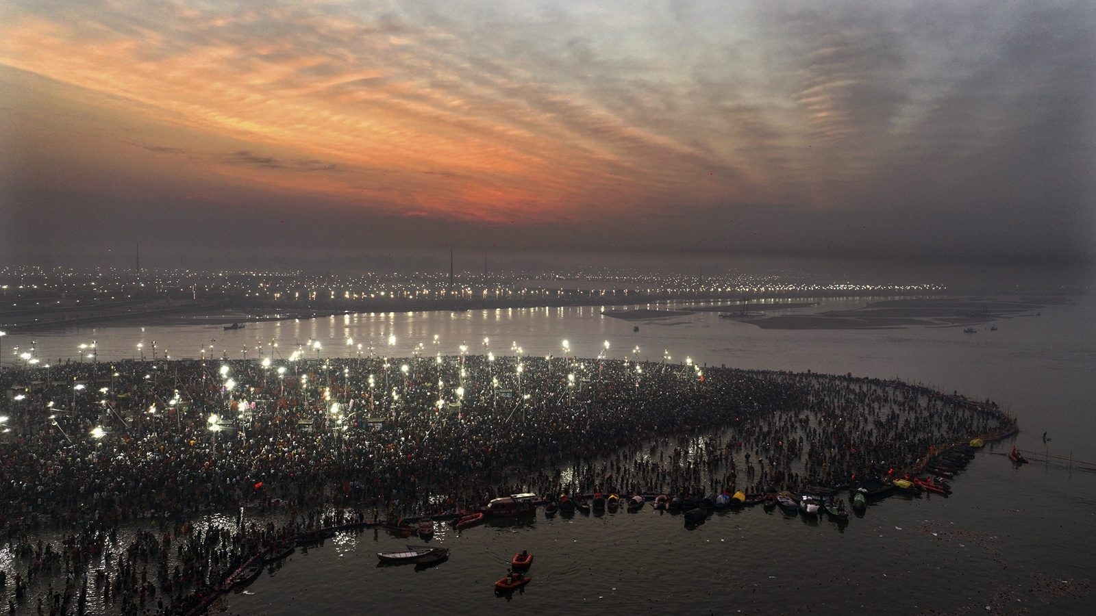 Prayagraj: Maha Kumbh ends, govt says over 1.53 crore devotees took holy dip on last day