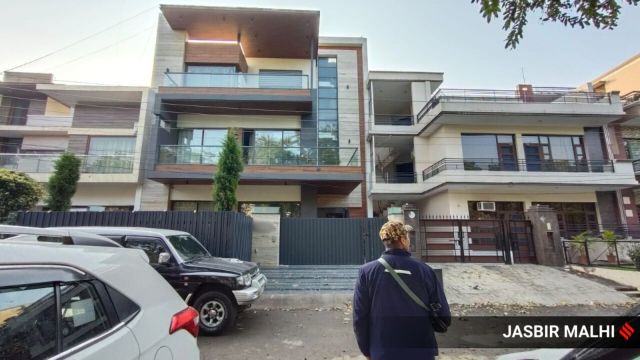 A team of ED officials landed at Panesar’s residence in Mohali’s Sector 79 Friday morning and began questioning him.