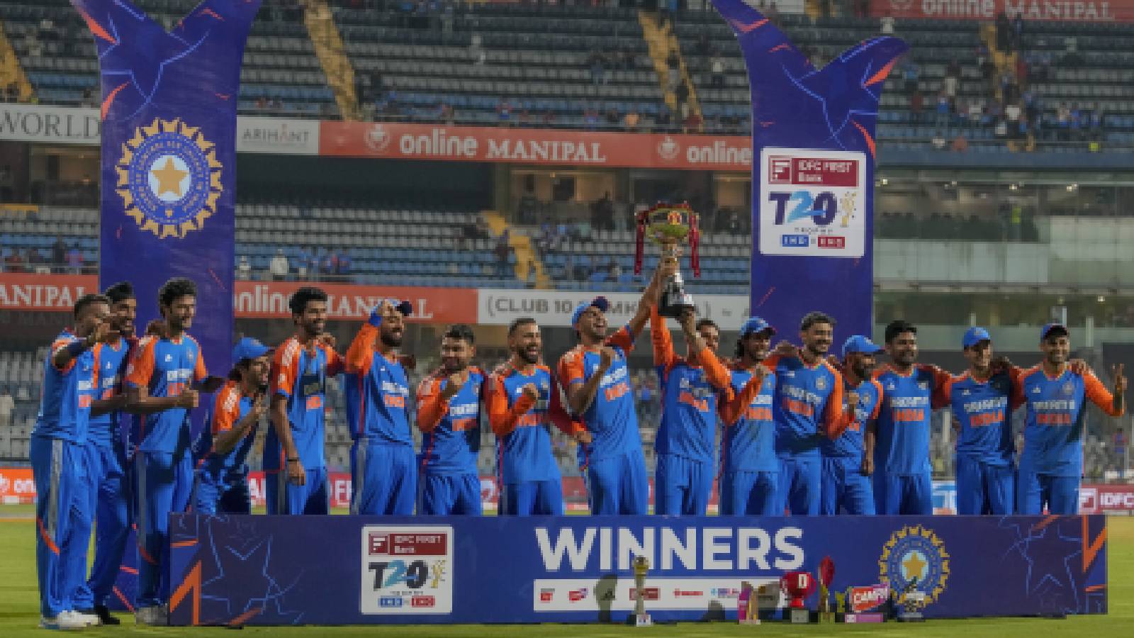 India vs England Highlights: Bowlers breathe fire as India skittle out England for 97 runs, win by 150 runs and clinch series 4-1