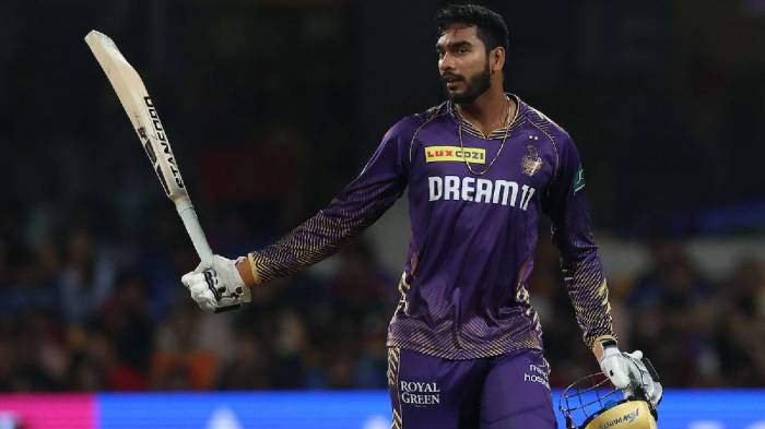 Anil Kumble has predicted that RCB will stick to the same starting eleven with Devdutt Padikkal instead of including Venkatesh Iyer