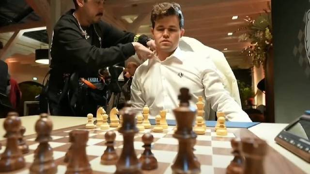 Freestyle Chess Magnus carlsen