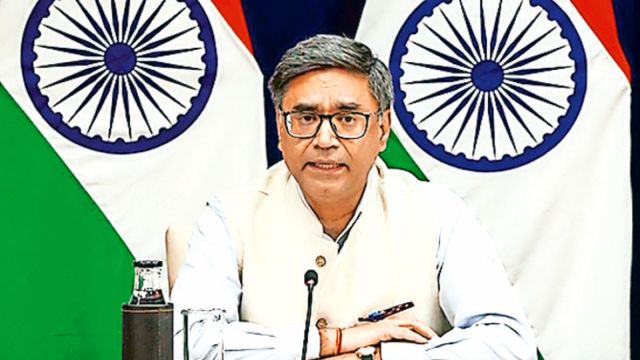 Narendra Modi, Narendra Modi France visit, Narendra Modi Paris, Emmanuel Macron, artificial intelligence, Indian express news, current affairs