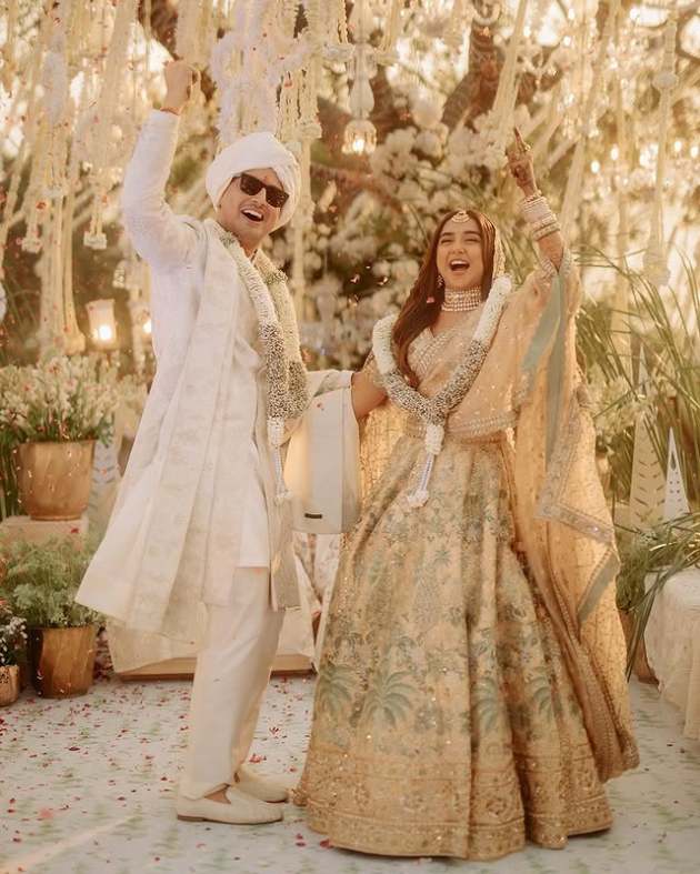 Prajakta Koli-Vrishank Khanal's wedding album