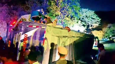 Maha Kumbh bus falls into valley, Maha Kumbh bus accident, Maha Kumbh, Maha Kumbh Mela 2025, Ahmedabad news, Gujarat news, India news, Indian express, current affairs