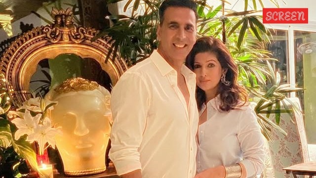 akshay twinkle sold apartment