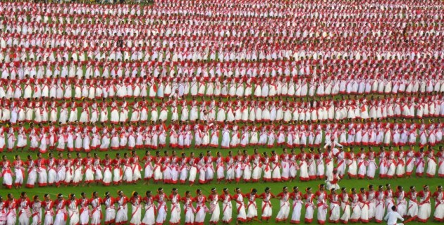 The record-breaking dance event featured over 8,600 participants, predominantly from Assam’s tea tribes, showcasing their cultural heritage.