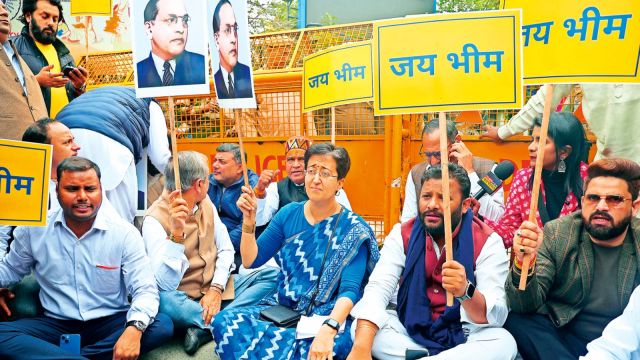 cag report, CAG report on delhi liquor policy, delhi liquor policy, delhi aap government, delhi bjp, delhi assembly session, cag report in delhi assembly, cag report news, rekha gupta, delhi cm, delhi bjp cag report