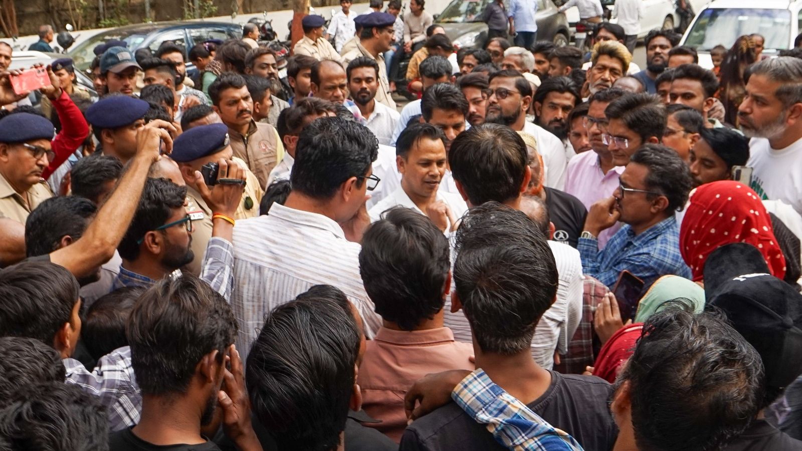20 yrs after ‘rebuilding’ their lives, over 280 homes in Bakramandi face eviction; to move High court again | Ahmedabad News 20 yrs after ‘rebuilding’ their lives, over 280 homes in Bakramandi face eviction; to move High court again | Ahmedabad News