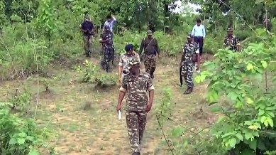 chhattisgarh ied blast maoist violence