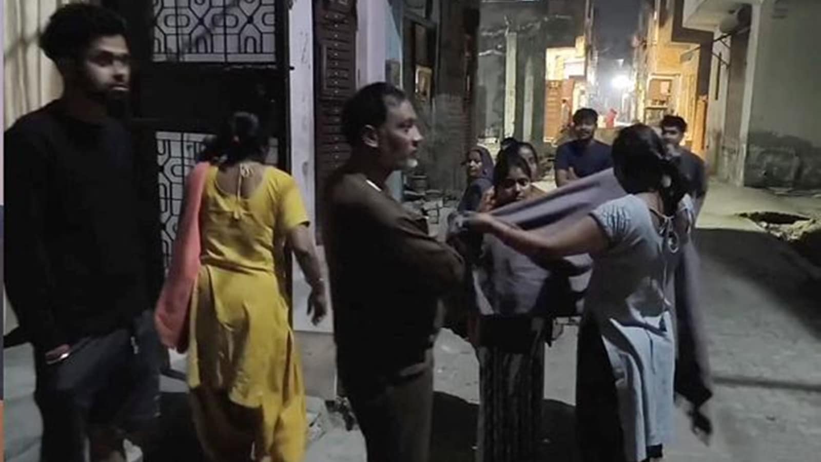 Earthquakes today delhi live