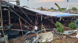 ghatkopar hoarding collapse