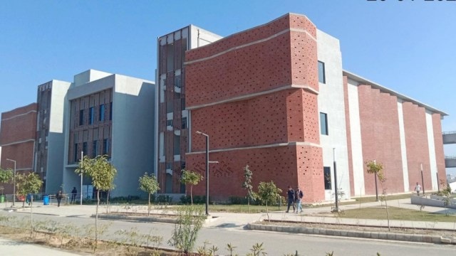 IIM-Amritsar launches new executive MBA programme