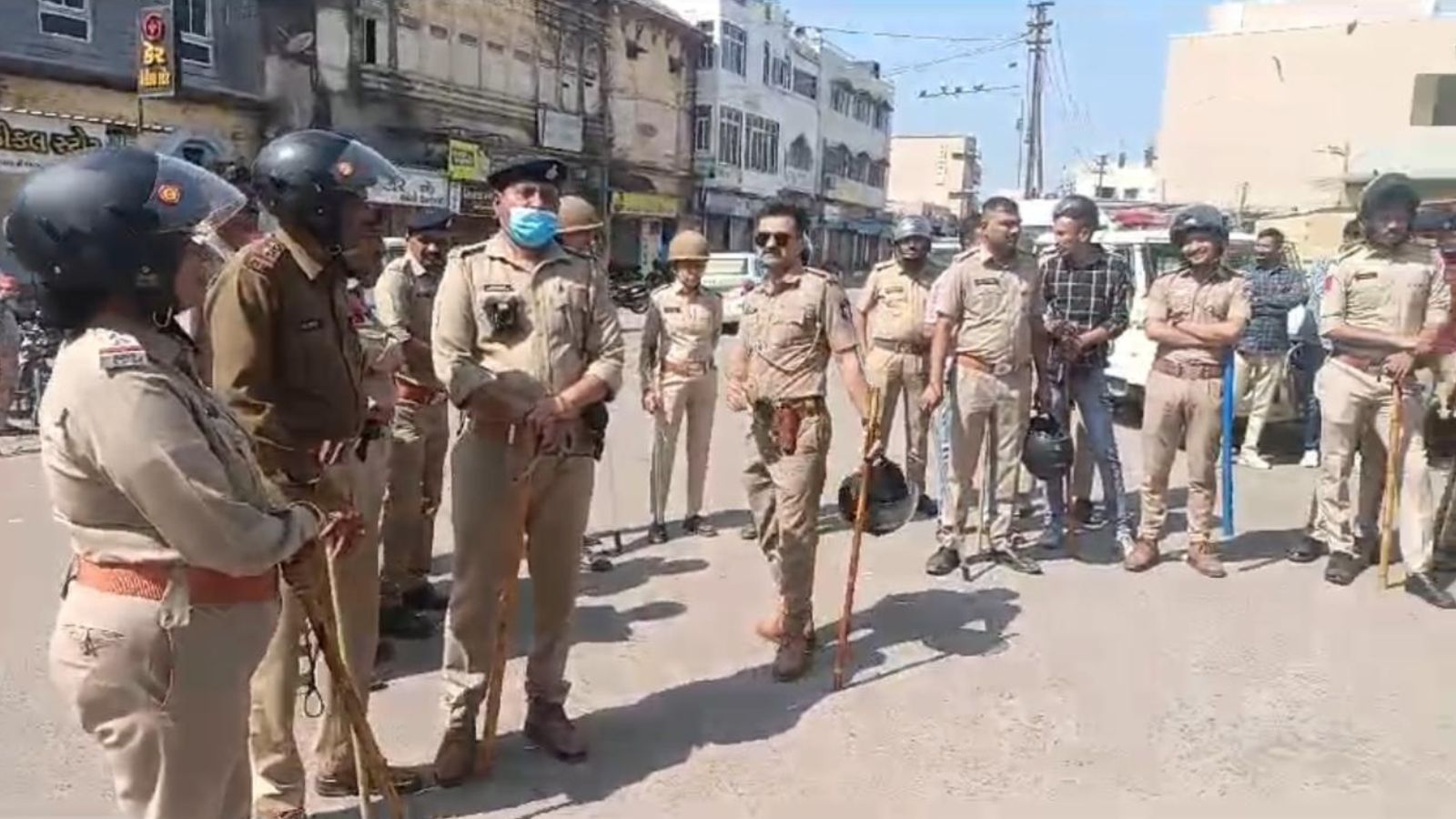 Junagadh Riots Gujarat: Woman constable among 4 injured in Junagadh post-poll violence ...