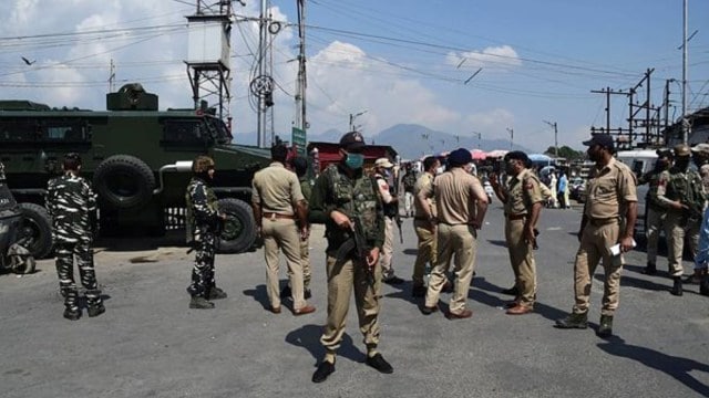  Police apprehension  30 successful  a week for giving SIMs to militants