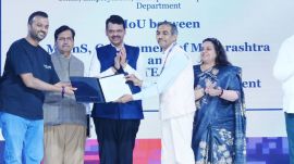 CM Devendra Fadnavis announces Mumbai's ambition to become India's AI capital at Mumbai Tech Week 2025.