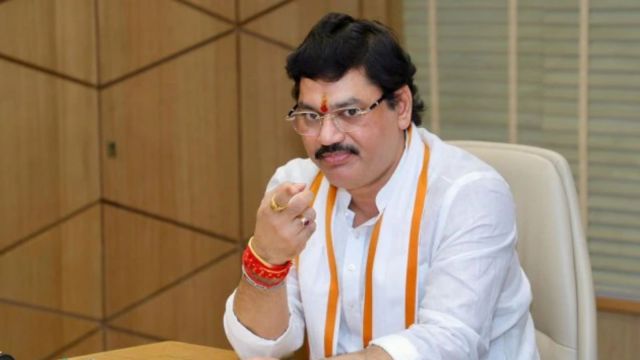 dhananjay munde