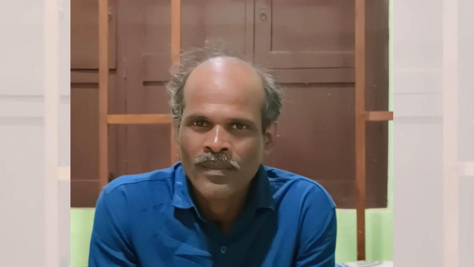 Kotehunda Ravi, a Naxal with over 15 cases, seen wearing a blue colour t-shirt