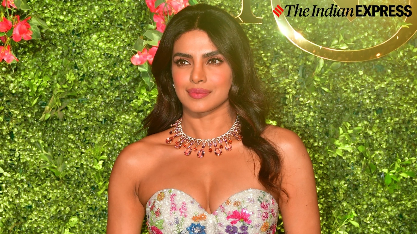 Priyanka Chopra wears 10 crore necklace for brother Siddharth’s mehendi ceremony