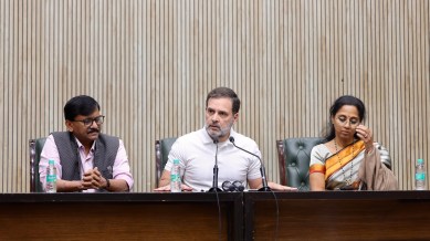 Mumbai News Live Updates: rahul gandhi, supriya sule, Sanjay Raut in joint press conference, maharashtra polls, indian express