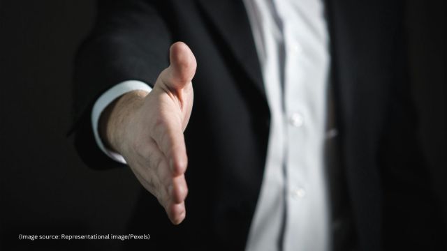 Recruiter’s blunt job pitch goes viral